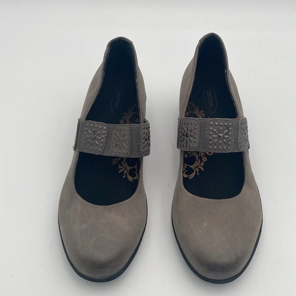 Aerotex Women's Gray Mary Jane Wedge leather Shoes 9.5 office casual comfort Y2K